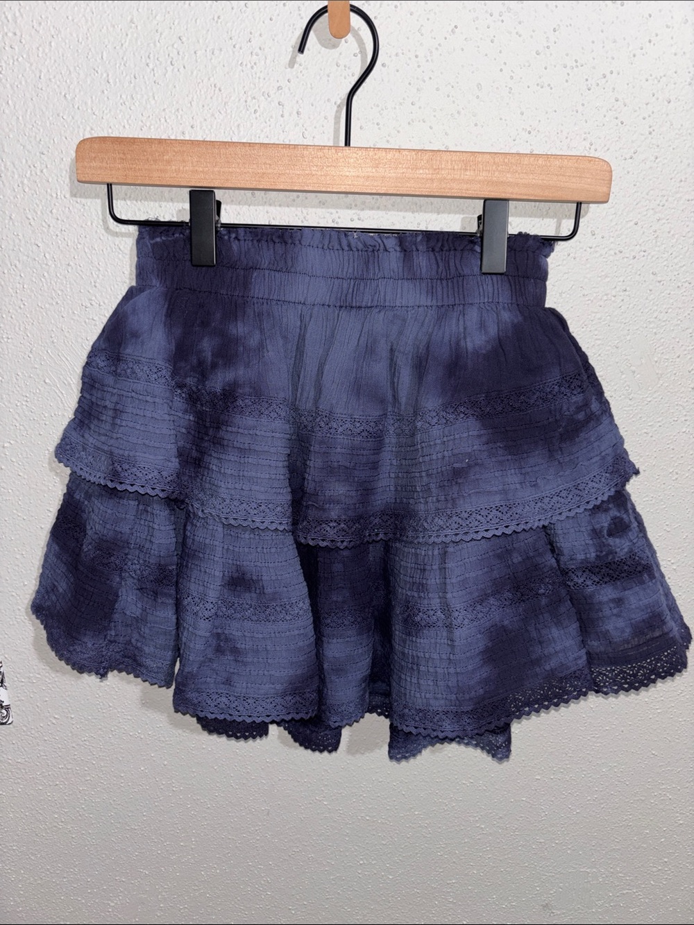 Aerie Rock 'N' Ruffle Tiered Mini Skirt (size X-Small)